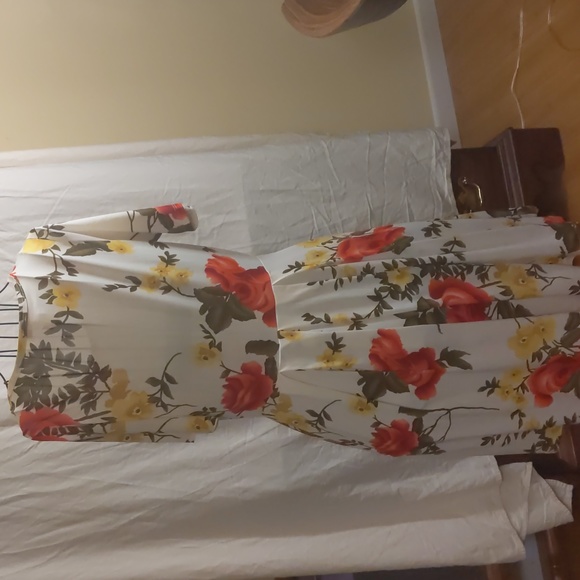 pretty young thing dress, sz l - Picture 2 of 4